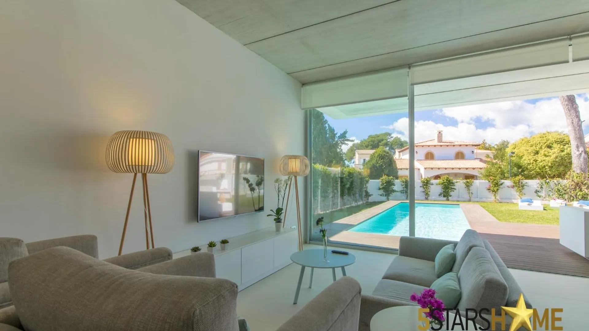 Seaside Villa With Swimming Pool Playa de Muro   Playa de Muro (Mallorca)