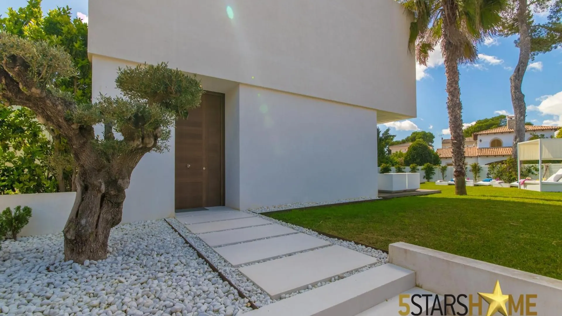 Seaside Villa With Swimming Pool Playa de Muro