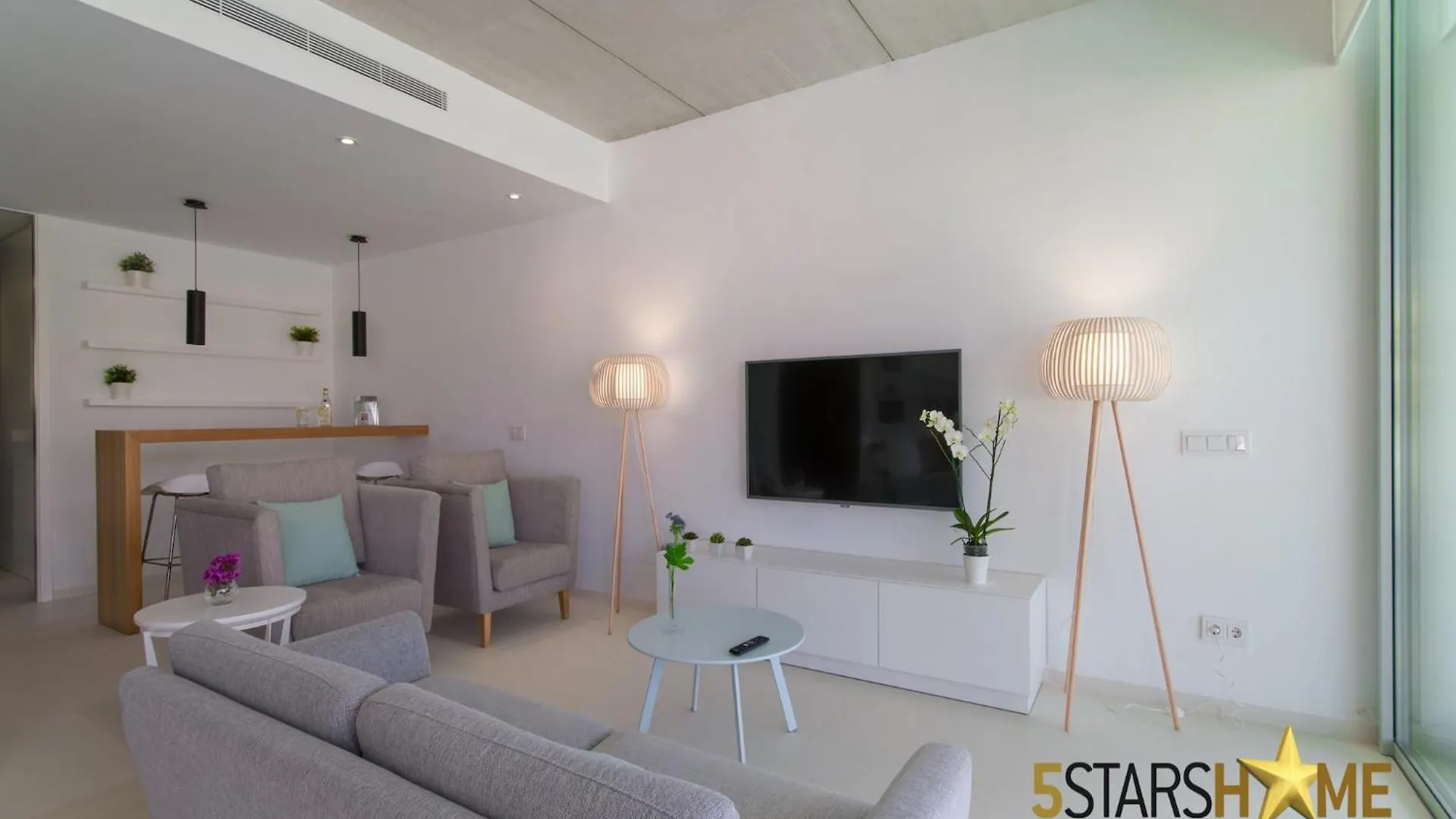 Seaside Villa With Swimming Pool Playa de Muro  Playa de Muro (Mallorca)